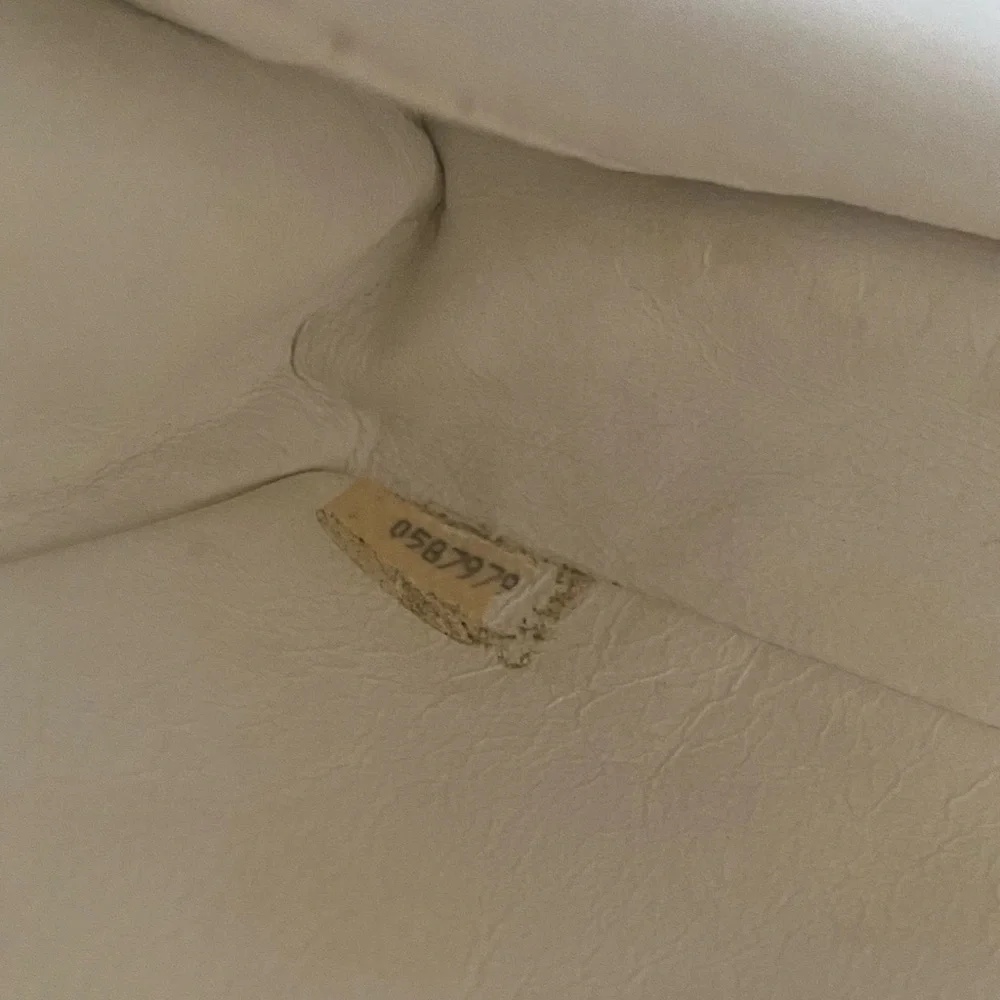 Chanel Vintage Quilted Lambskin XL CC 24k Gold Plated hardware Flap Bag - Picture 9 of 10